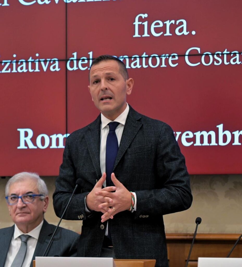 7b31bb97 323d 4e31 91aa 1f03c3fadfc1